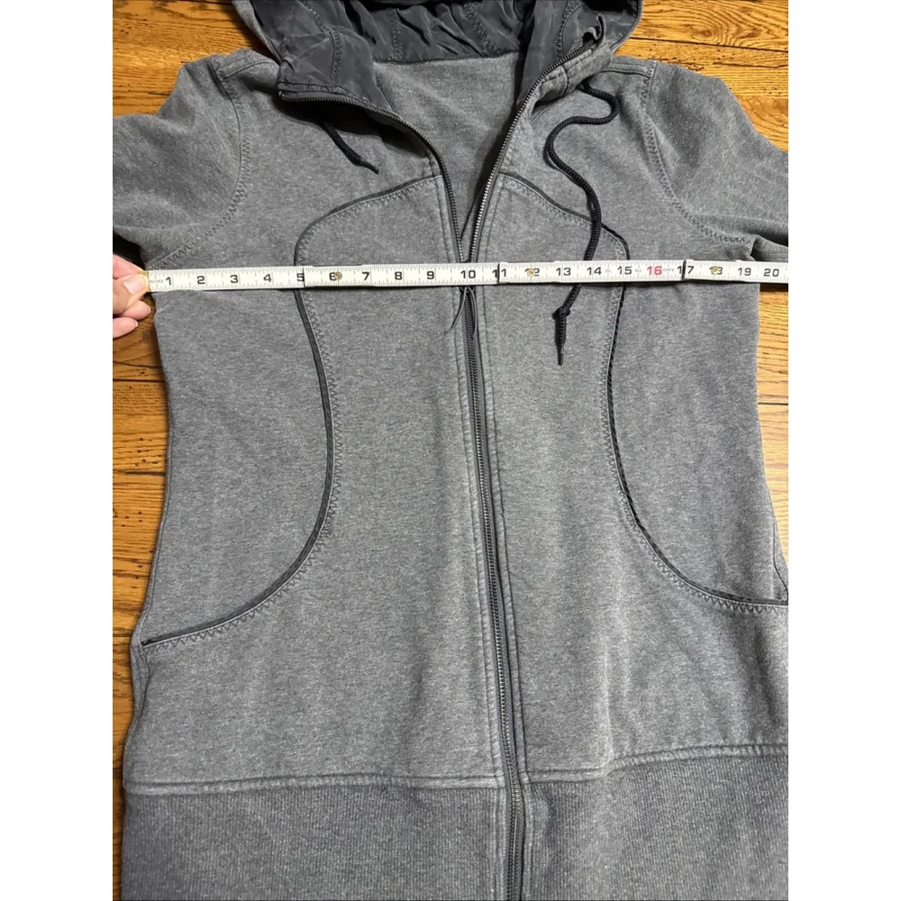 Lululemon In Stride Jacket Heathered Slate sz 6 EUC Z3